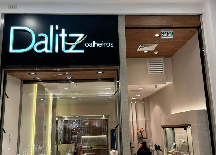 Dalitz 700.png